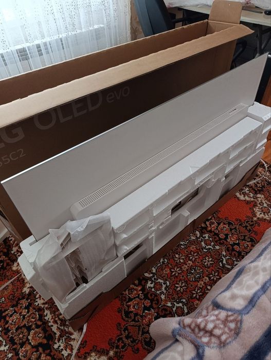 Продам телевізор LG OLED55C22LB, 55", OLED