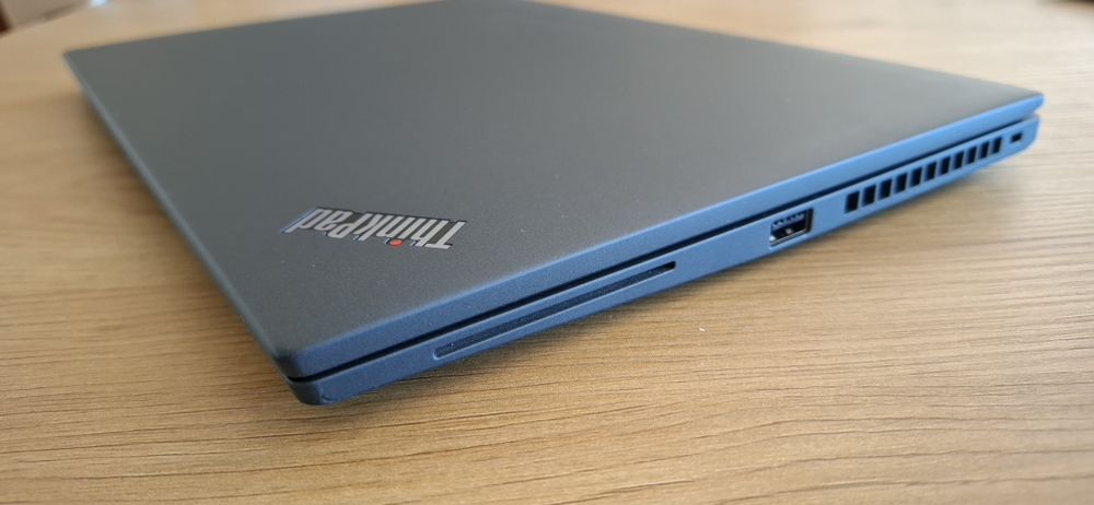 Lenovo ThinkPad T14s Gen 3 – i5 | 16GB RAM | SSD NVMe | Full HD