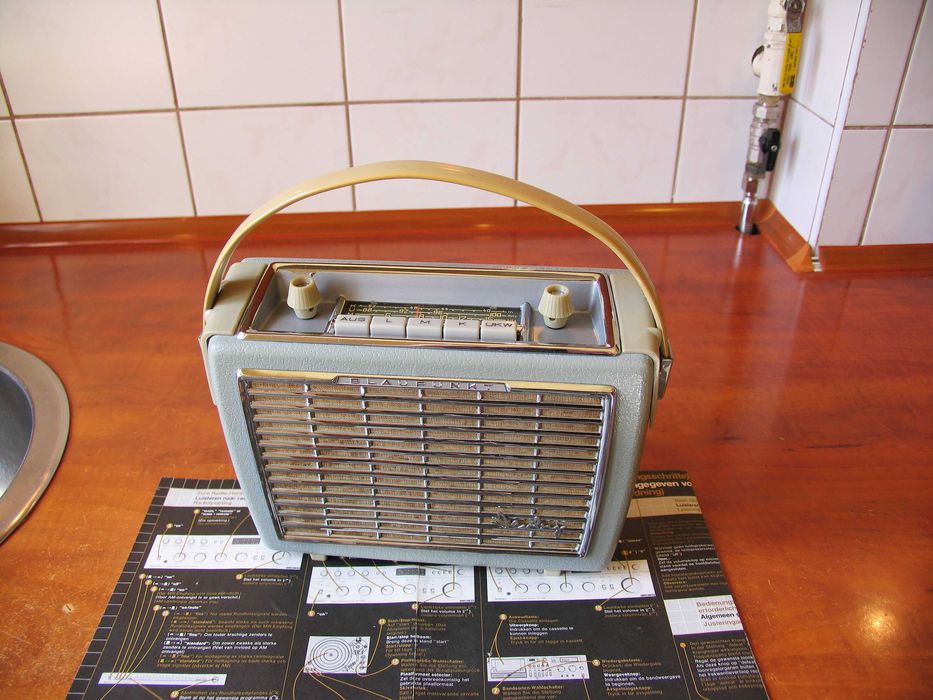 BLAUPUNKT Derby / Car Radio Old School 60's '' Super Stan ''