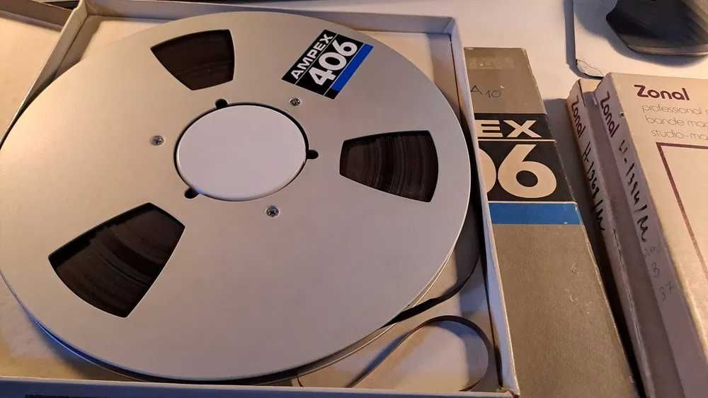 vendo fitas long play em bobines de alumínio