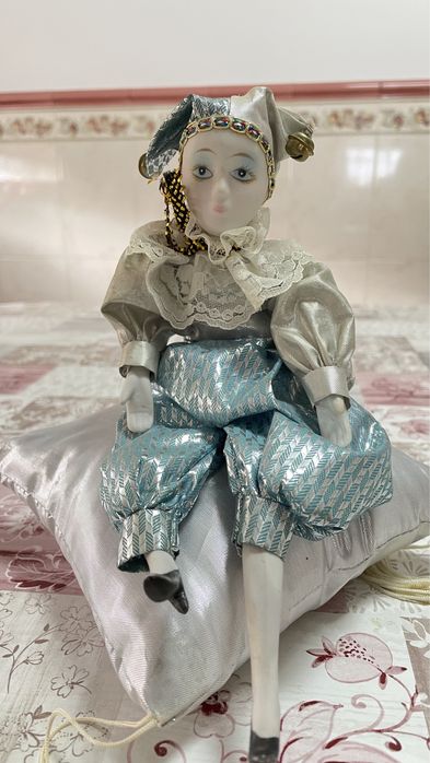 Bonecas de porcelana