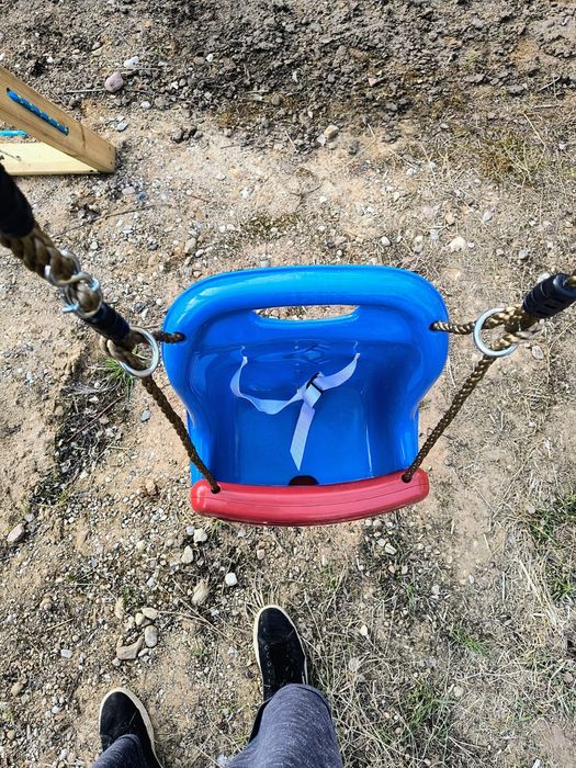 Dwa kubełki na huśtawkę