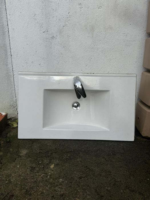 Lavatório+Válvula click clak+Torneira Roca