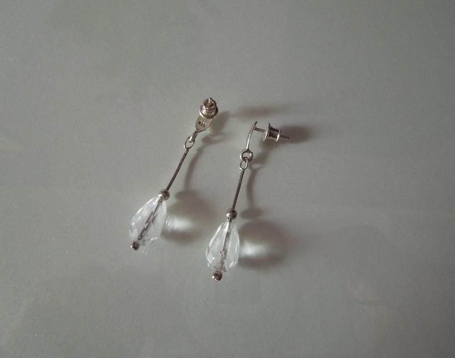 srebrne wiszące kolczyki