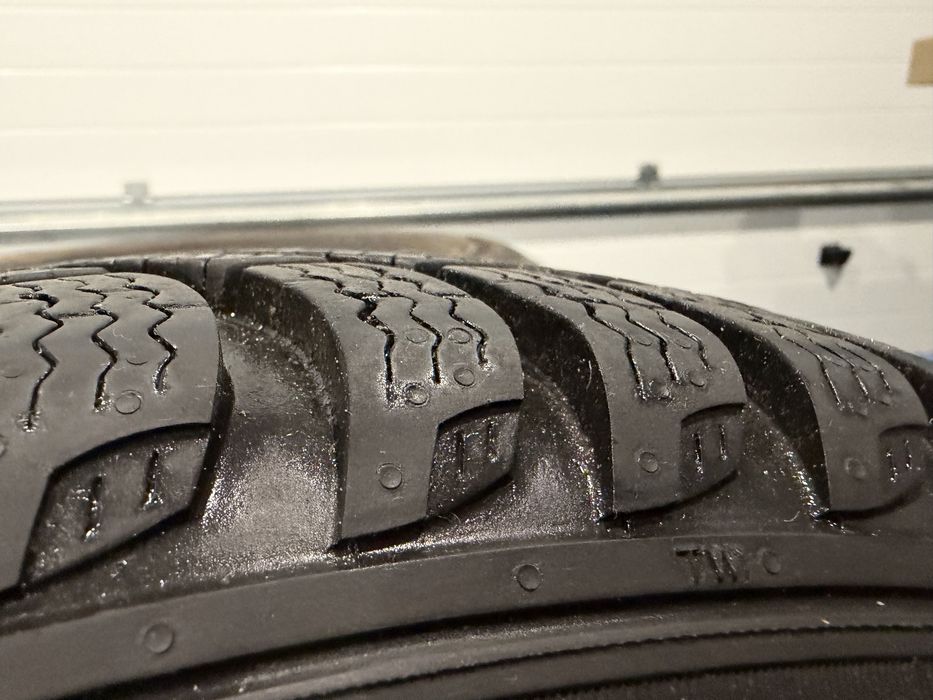 Opony Pirelli Cinturato Winter 185 65 R15 komplet 4 szt okazja !