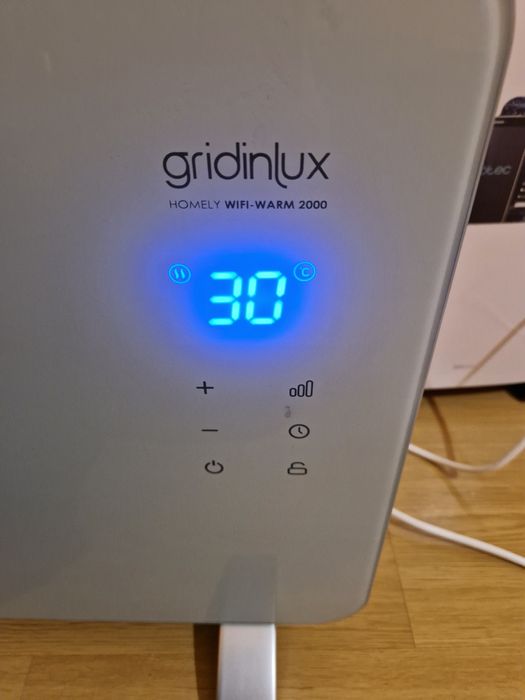 Aquecedor electrico com controlo Wi Fi.