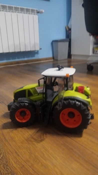 Bruder traktor Claas