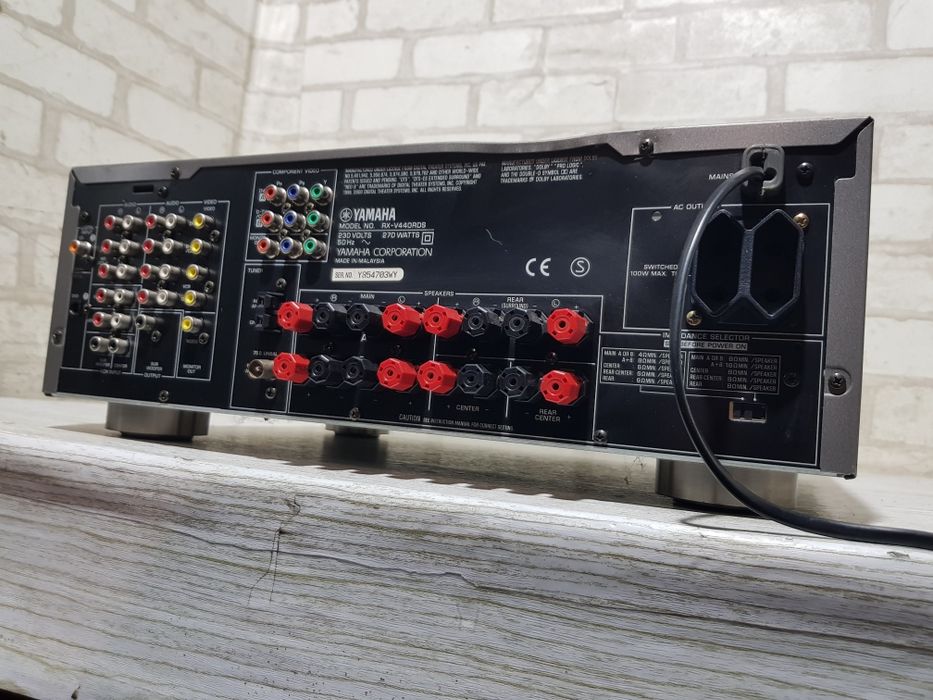 6.1 AV ресивер YAMAHA RX-V440 , 6x140 Вт, б/у з Німеччини