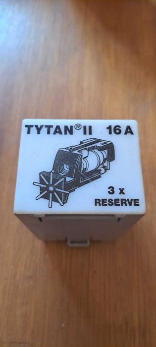 eaton 16A Tytan budowa