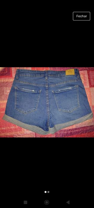 Calções de adulto e vestido de criança