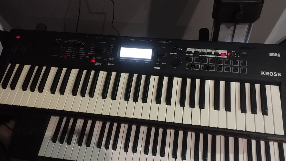 Syntezator Korg Kross 2
