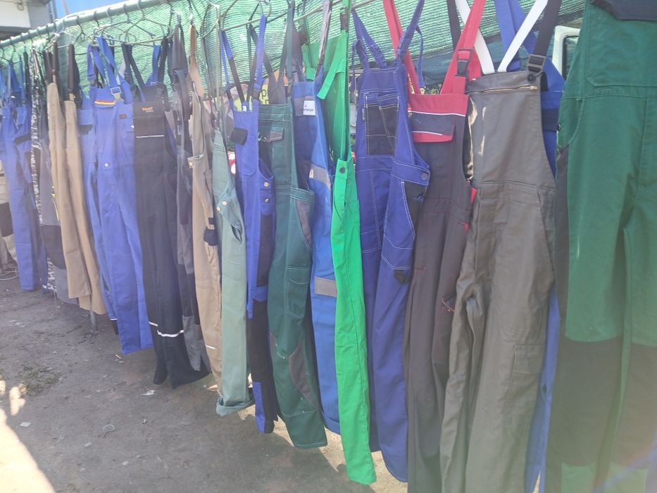 Робочі комбінезони