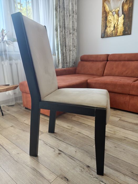 6x Krzesła tapicerowane z litego drewna