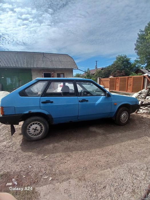 Легковий автомобіль ВАЗ 2109 1990