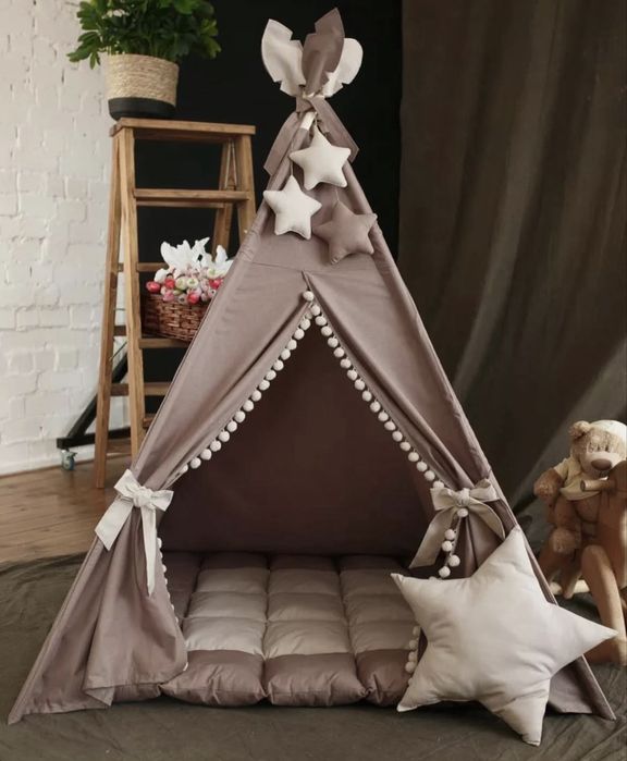 Вігвам в коричнево молочному кольорі