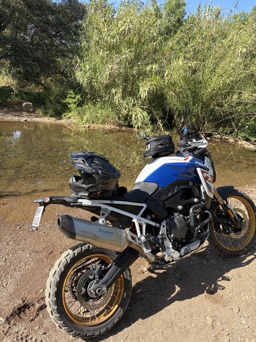 BMW F900GS Trophy, revisões e garantia incluida