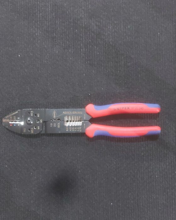 Vendo alicate knipex eletricista