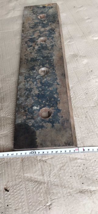 Кромка ріжуча ковша