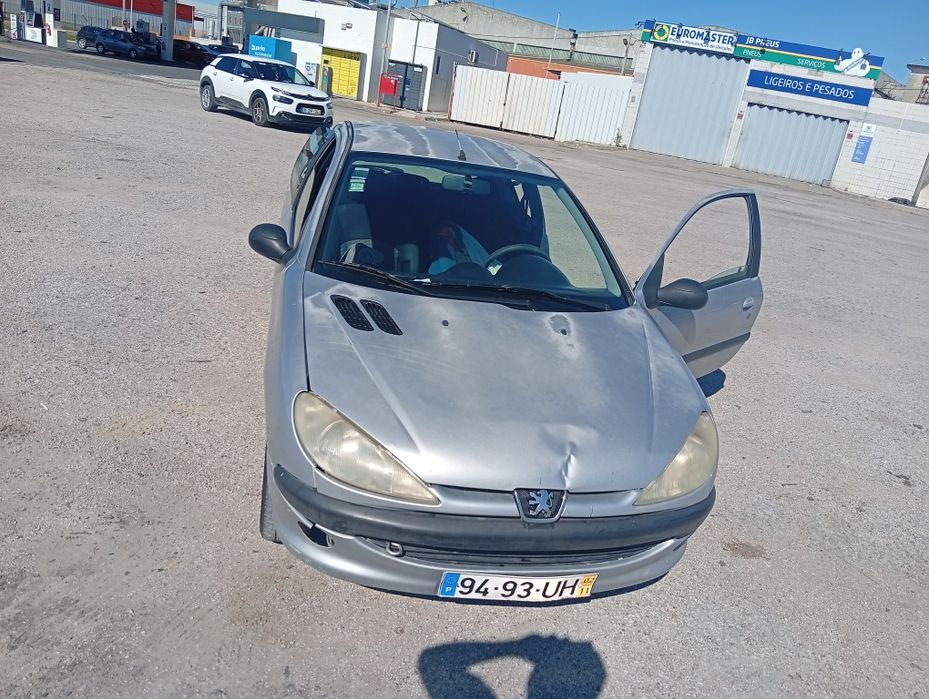 Para venda Peugeot 206 800 € negociaável