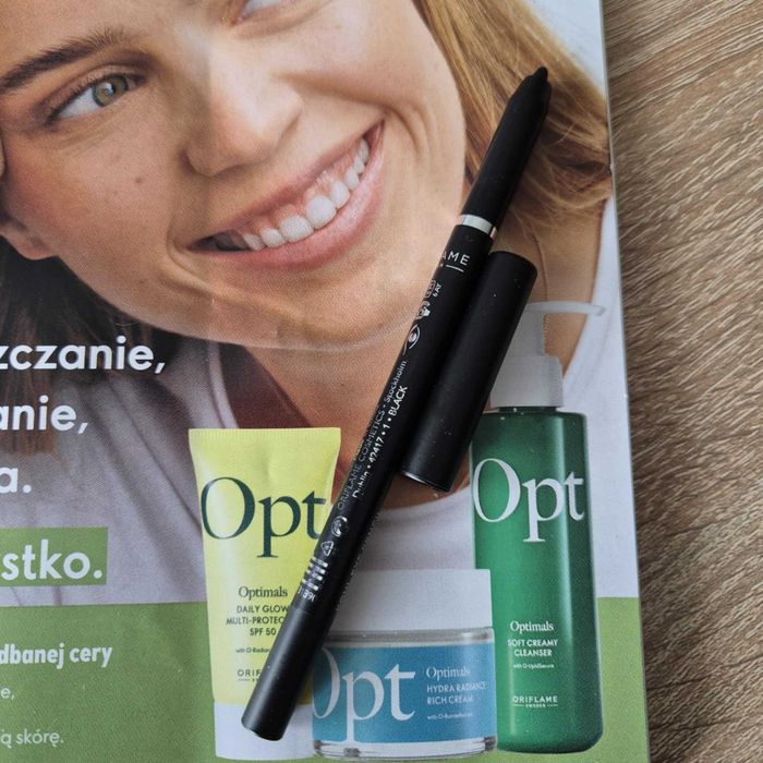 Oriflame czarna kredka do oczu