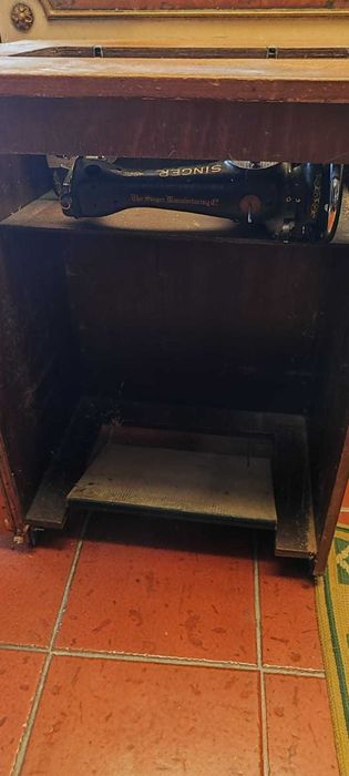 Máquina de costura antiga