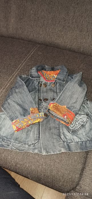 Piekny płaszczyk kurteczka dziewczęca