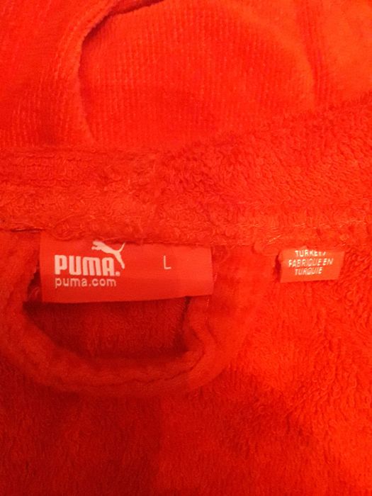 продам халат Puma Red