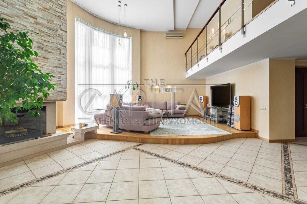 Будинок 2 поверхи/460м2/16 соток в Петропавлівській Борщагівці