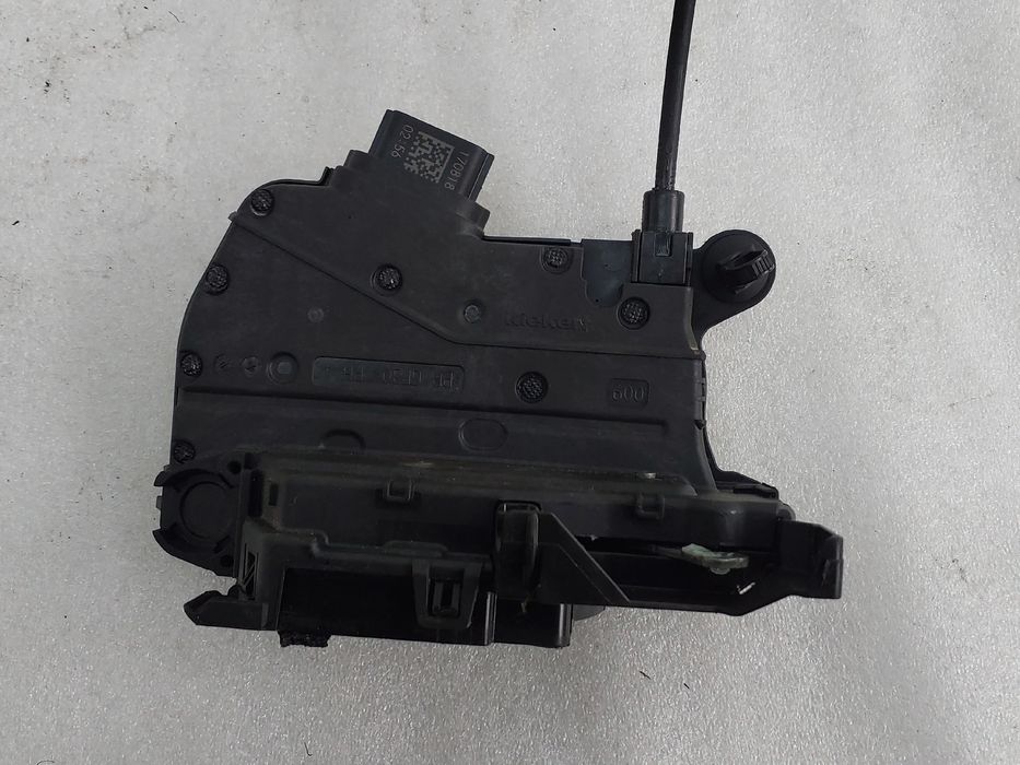 Fechadura / fecho porta trás direito SMART ForFour (453)
