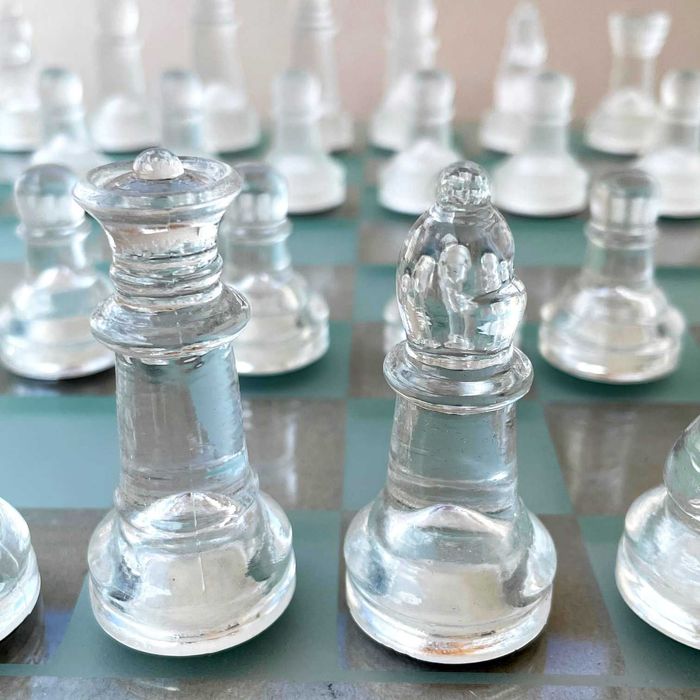 JOGO XADREZ EM VIDRO (NOVO)  35,5cm x 35,5cm