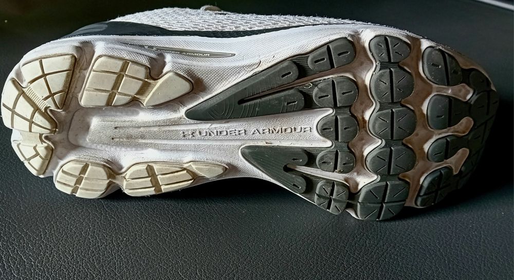 Кросівки/Красовки Under Armour