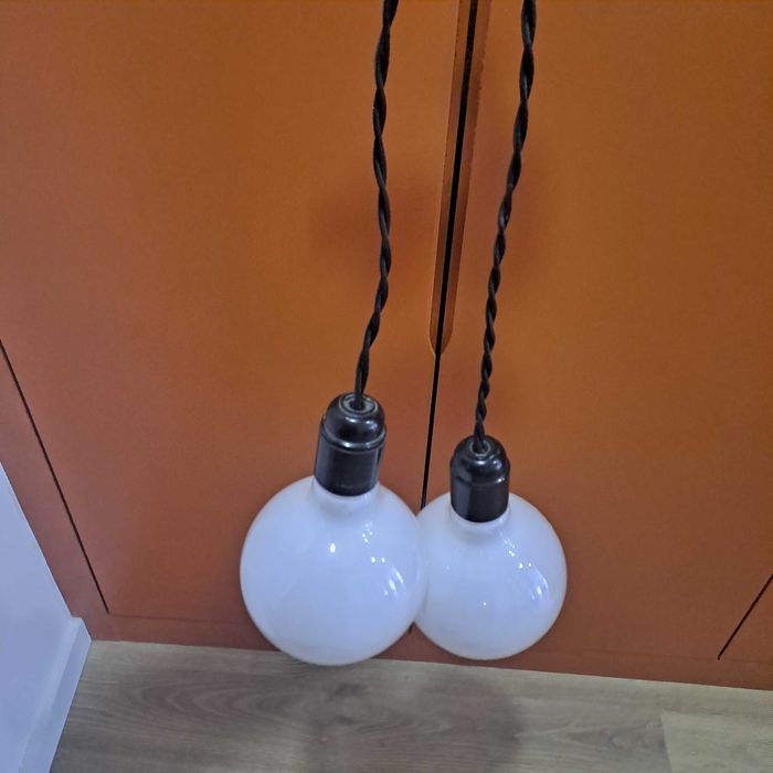 2 Lâmpadas grandes de teto