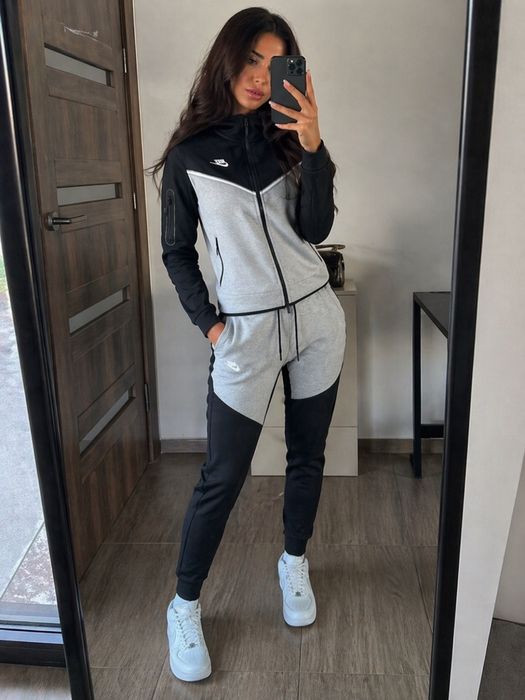 Dres Nike tech fleece