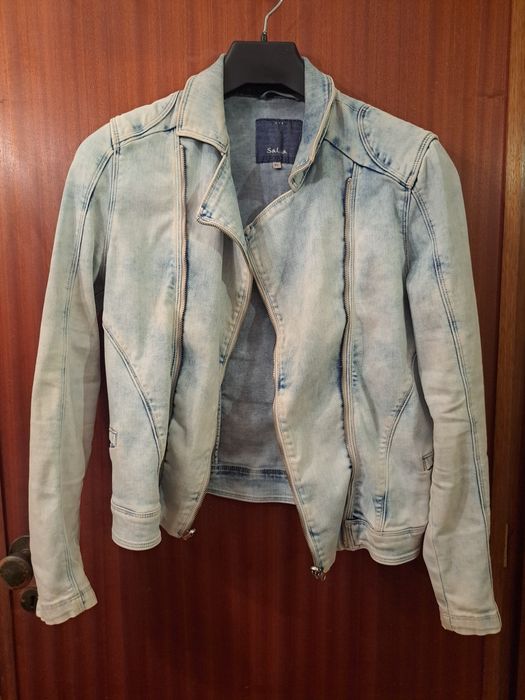 2€ Cruzeta--3 peças roupa mulher e mais 3 artigos