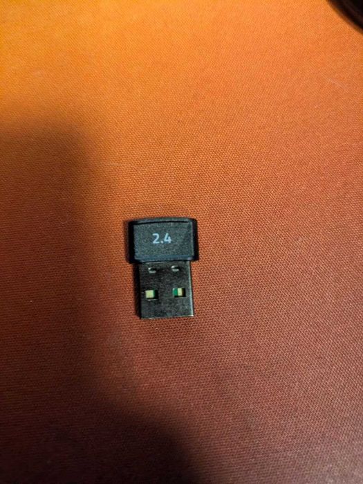 Razer Nari Ultimate dongle / донгл / радіоканал