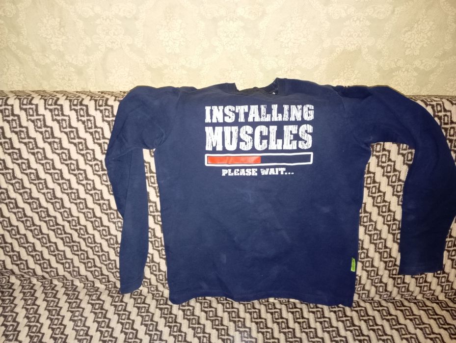 Обмін речей на підлітка в гарному стані