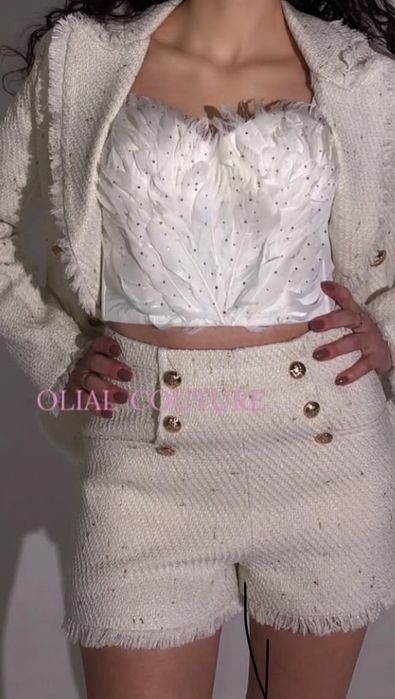 Продаю білий твідовий піджак та шорти на хс-с