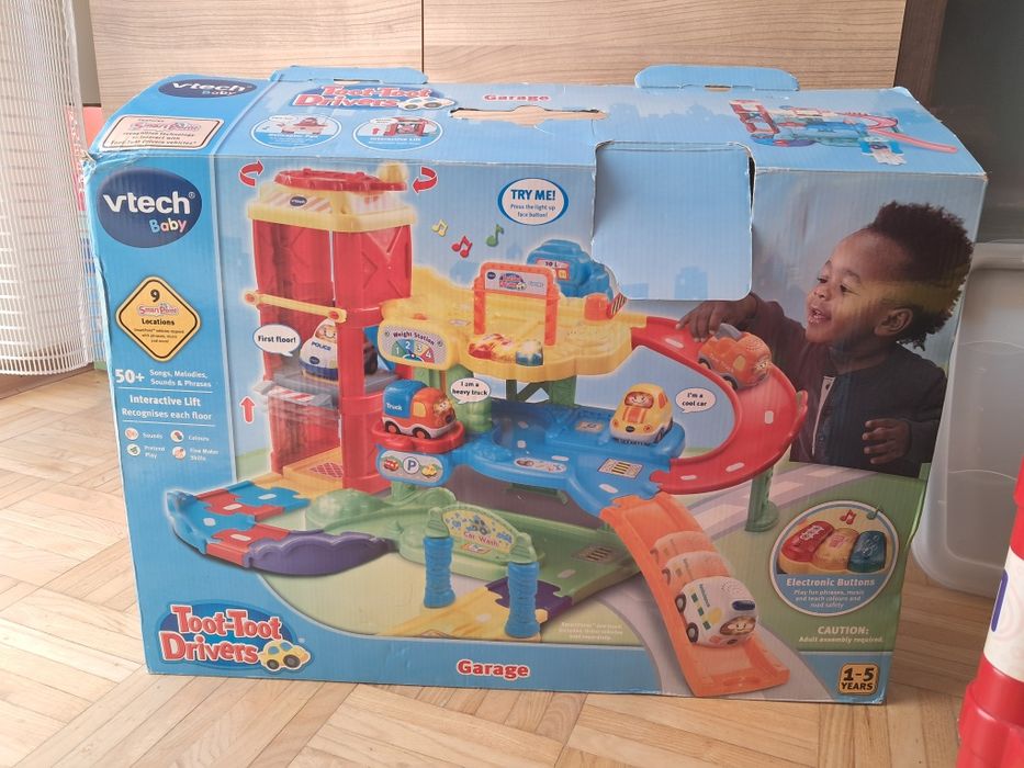 Vtech toot toot garage garaż zestaw