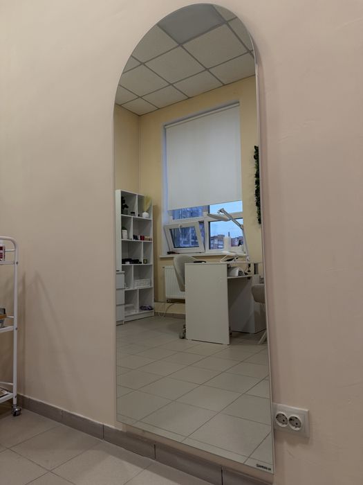 Дзеркало настінне