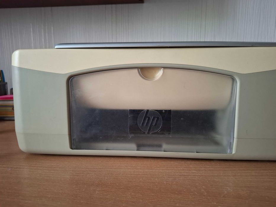 Принтер HP DeskJet F380