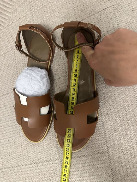 Босоніжки Hermes сандалі