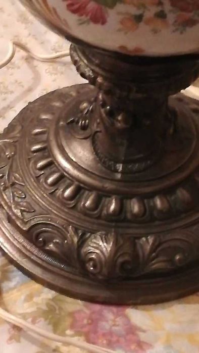 Candeeiro mesa em porcelana, base em bronze - anos 50