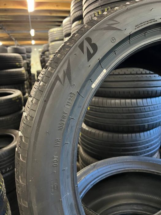 Шини Зимові 255х45хR20 Bridgestone Blizzak LM005 / 4 Шт Нові Шини