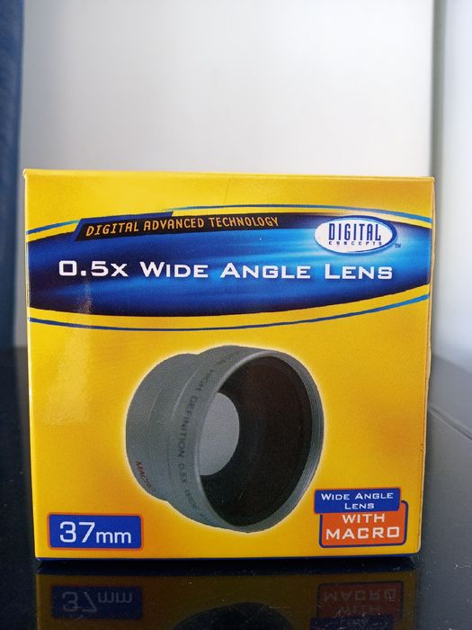 Широкоугольный объектив 0.5X Wide Angle Lens Насадка на объектив