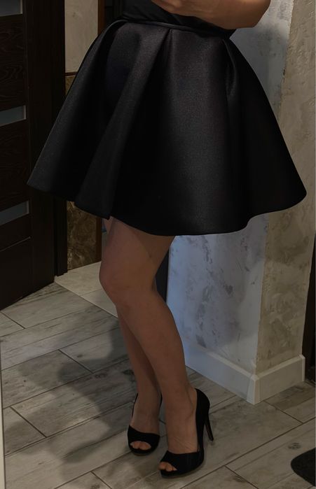 Спідниця чорна із неопрена