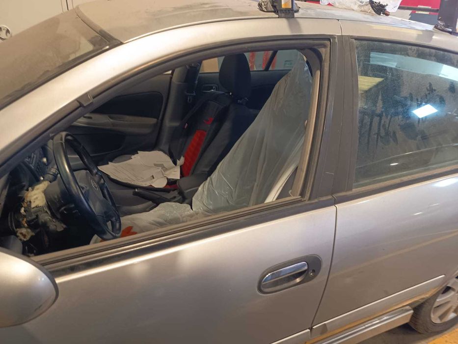 Lote 2 Carros p/ Peças: Honda Civic IMA + Nissan Almera (2005)