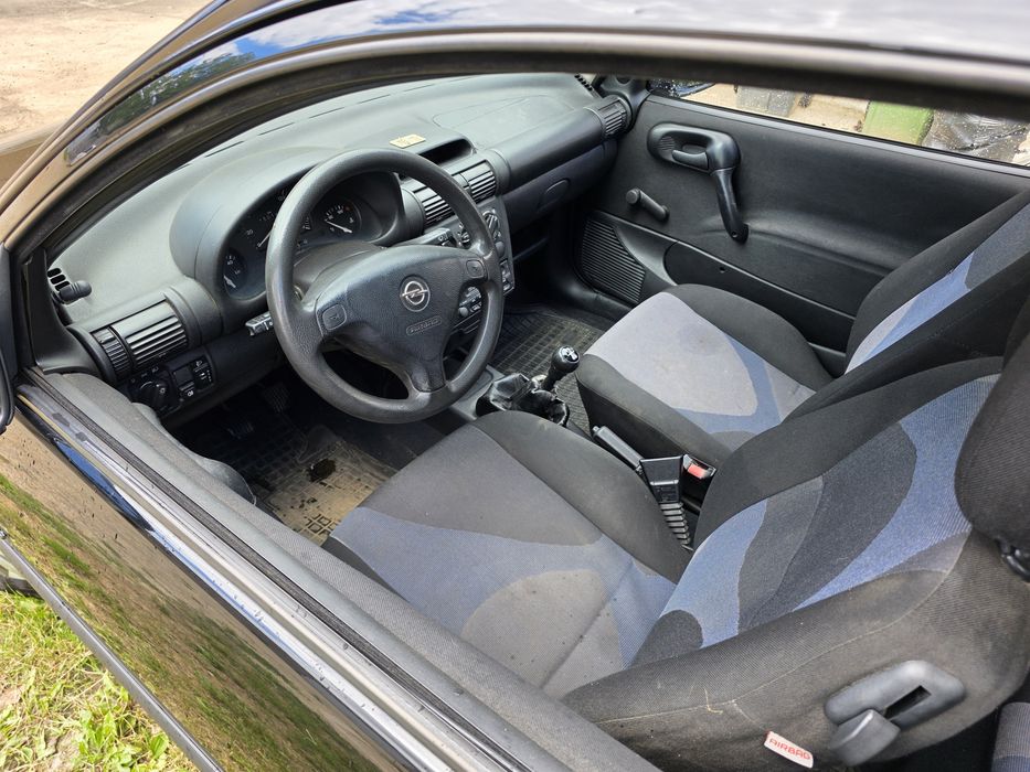 Opel Corsa B City.  2000 r. 1.0 benzyna.