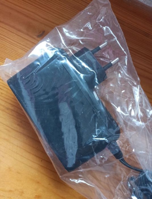 Zasilacz DVE Canal+ Wifi Premiumbox+ nowy