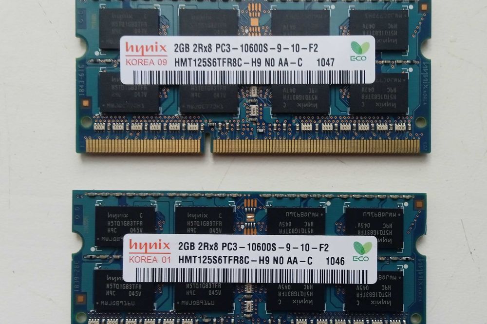 Оперативная память 2 шт-200 грн