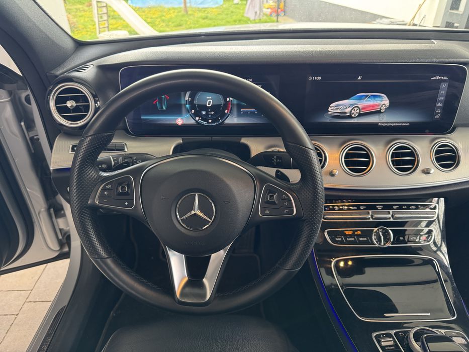 Mercedes Е350d    AMG